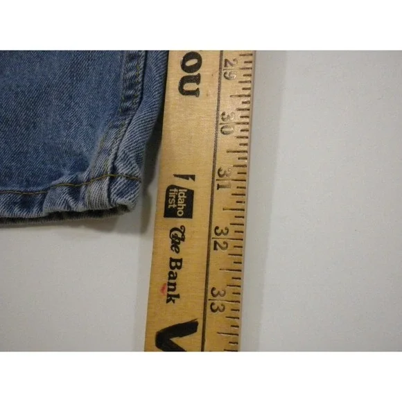 Levi's 550 Jeans Mens 46x32 Blue Denim Relaxed Fit Light Wash Straight - Picture 12 of 13